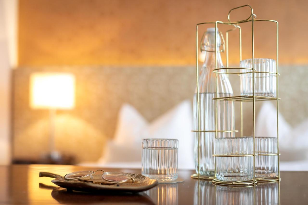 Stadthotel Zur Goldenen Krone Weiz Kültér fotó