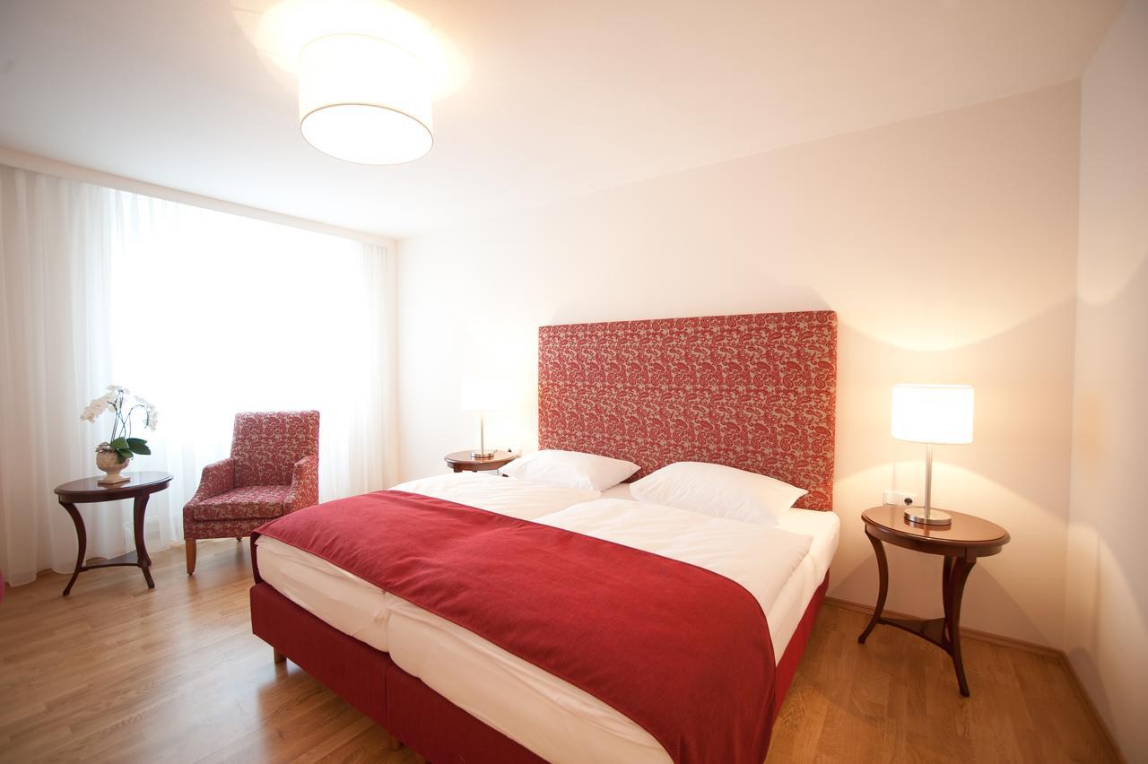 Stadthotel Zur Goldenen Krone Weiz Kültér fotó
